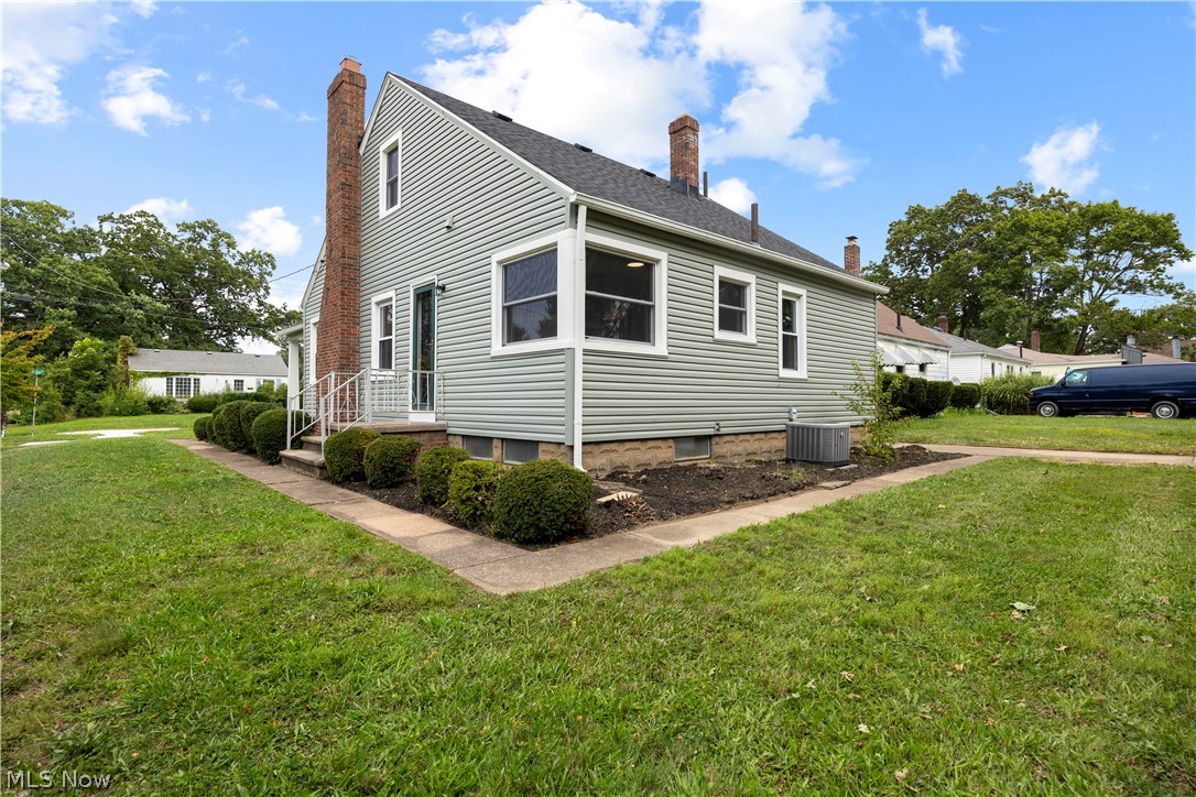 731 W 32nd Street Lorain OH 44052