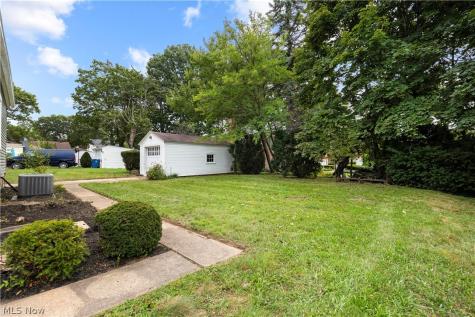 731 W 32nd Street Lorain OH 44052