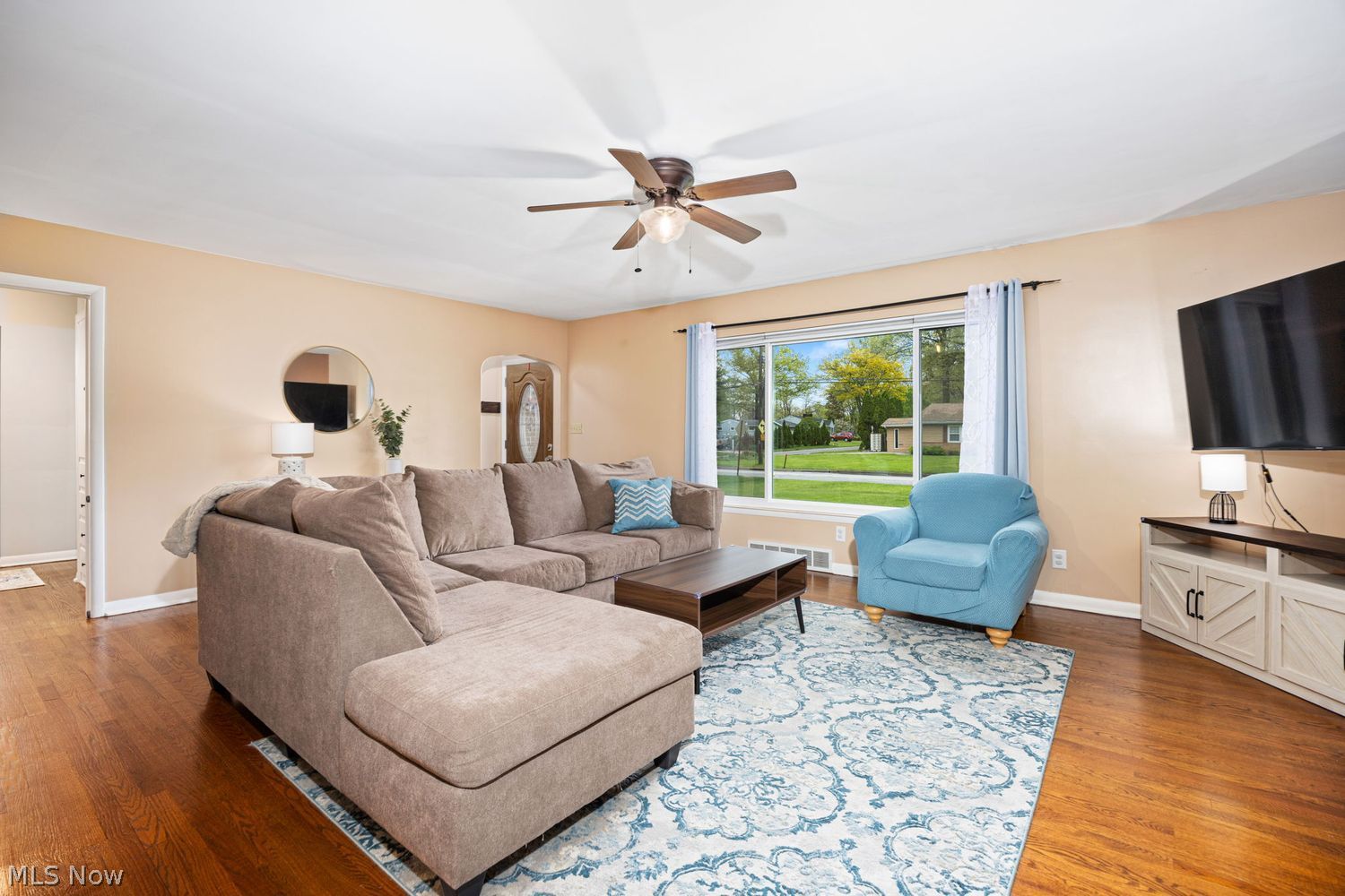 2476 Thurmont Road Akron OH 44313