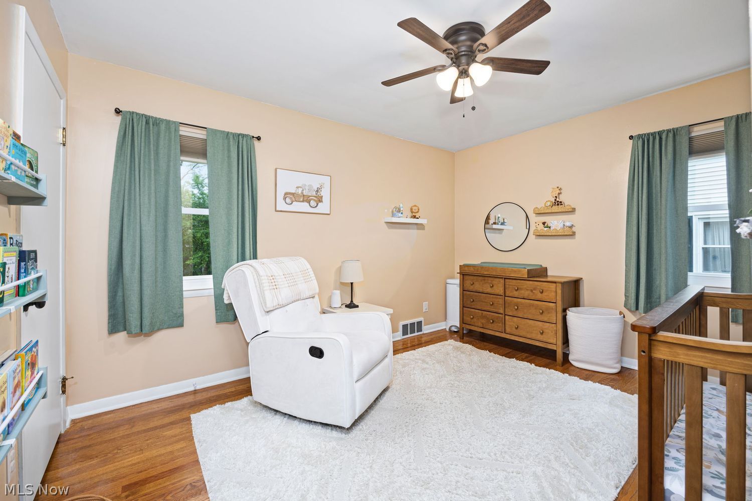 2476 Thurmont Road Akron OH 44313