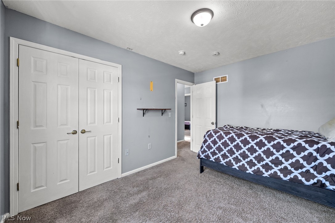 12505 Grimsby Avenue Cleveland OH 44135