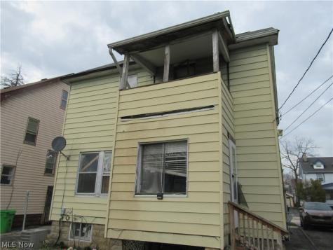 12704 Christine Avenue Garfield Heights OH 44105
