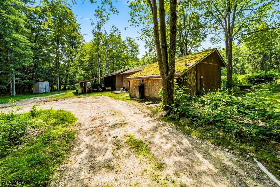 4370 Murphy Road Thompson OH 44086