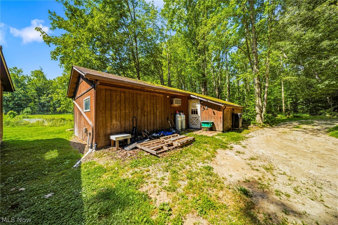 4370 Murphy Road Thompson OH 44086