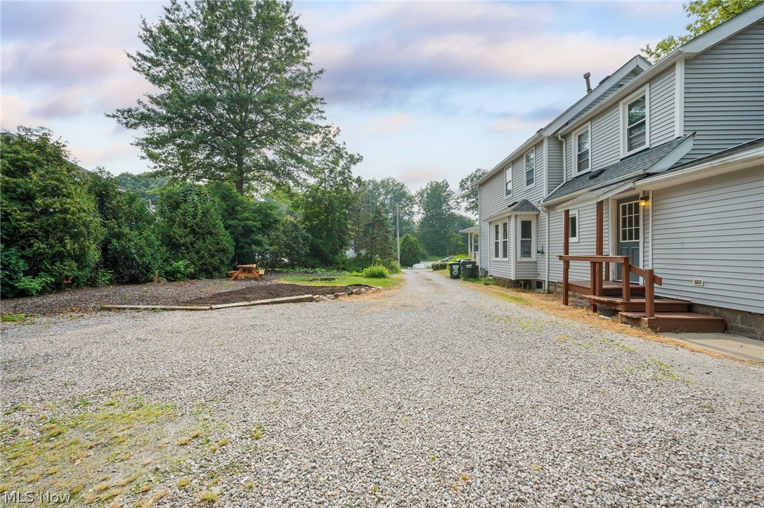 115 Avon Point Avon Lake OH 44012
