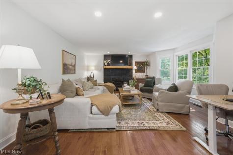 6093 Anchorport Circle NW Canton OH 44718