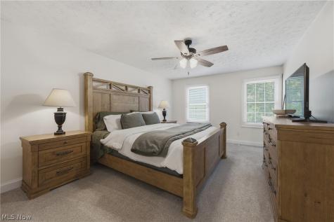 6093 Anchorport Circle NW Canton OH 44718