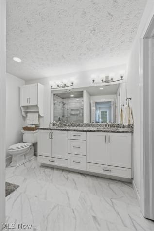6093 Anchorport Circle NW Canton OH 44718
