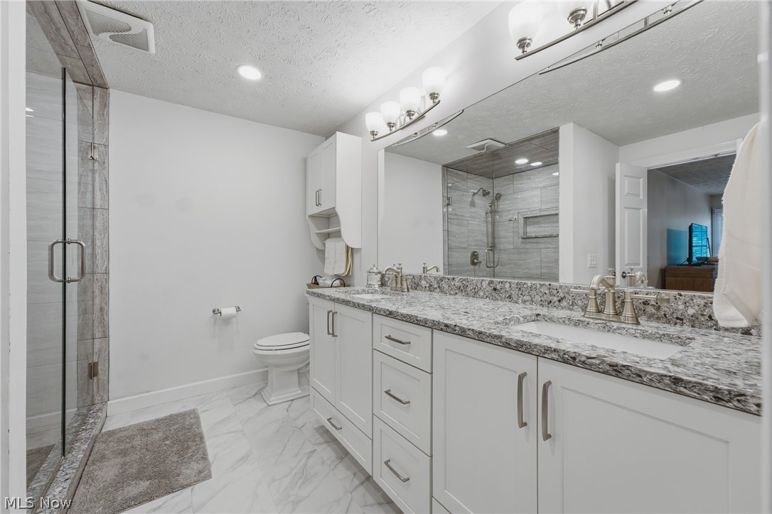 6093 Anchorport Circle NW Canton OH 44718