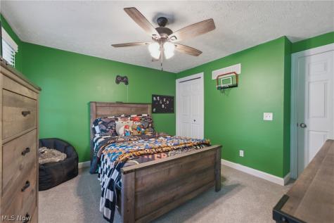 6093 Anchorport Circle NW Canton OH 44718