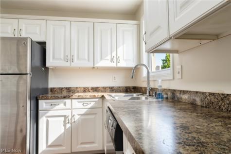 1209 Commonwealth Avenue Mayfield Heights OH 44124
