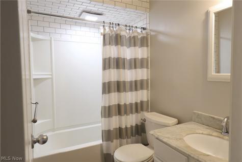 1209 Commonwealth Avenue Mayfield Heights OH 44124