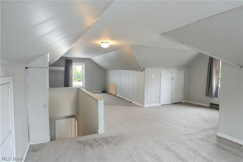 1209 Commonwealth Avenue Mayfield Heights OH 44124