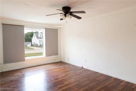 1209 Commonwealth Avenue Mayfield Heights OH 44124