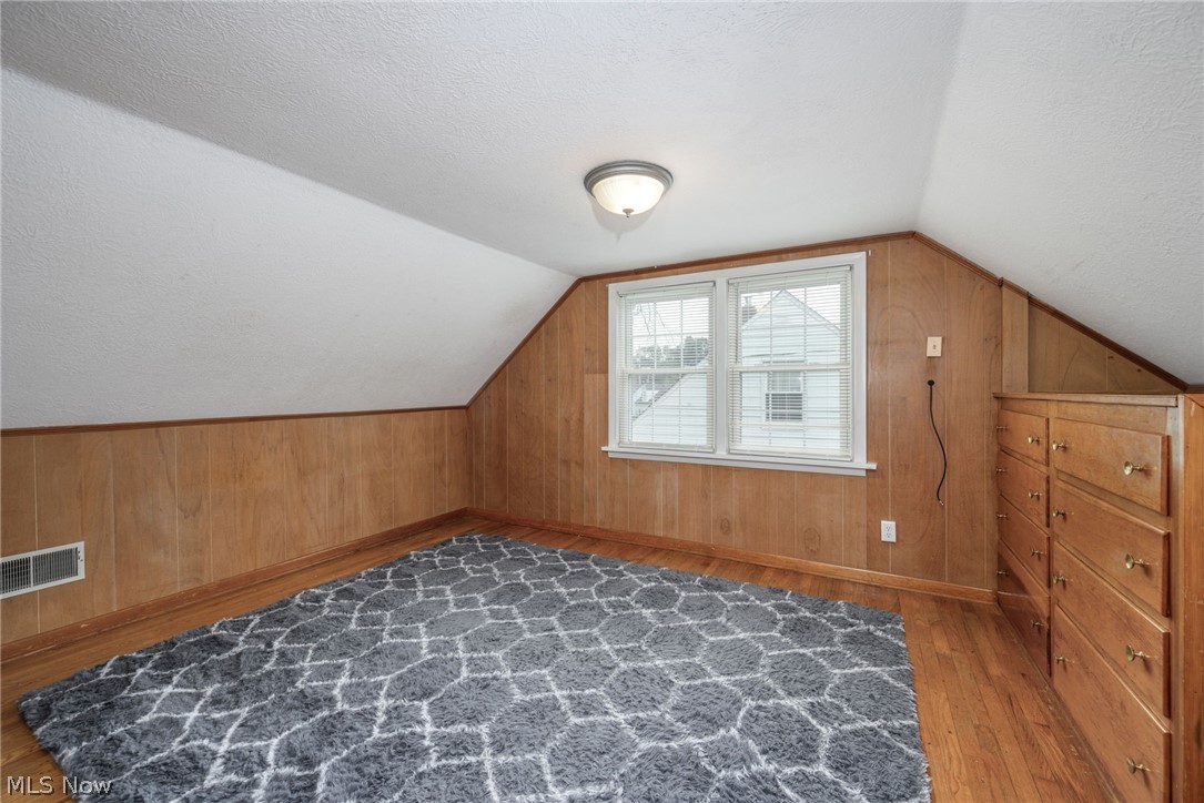 2751 Valley Road Cuyahoga Falls OH 44223