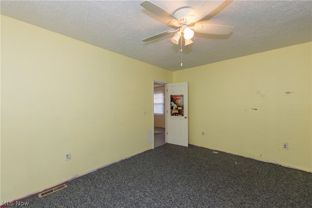 827 Starkweather Avenue Cleveland OH 44113