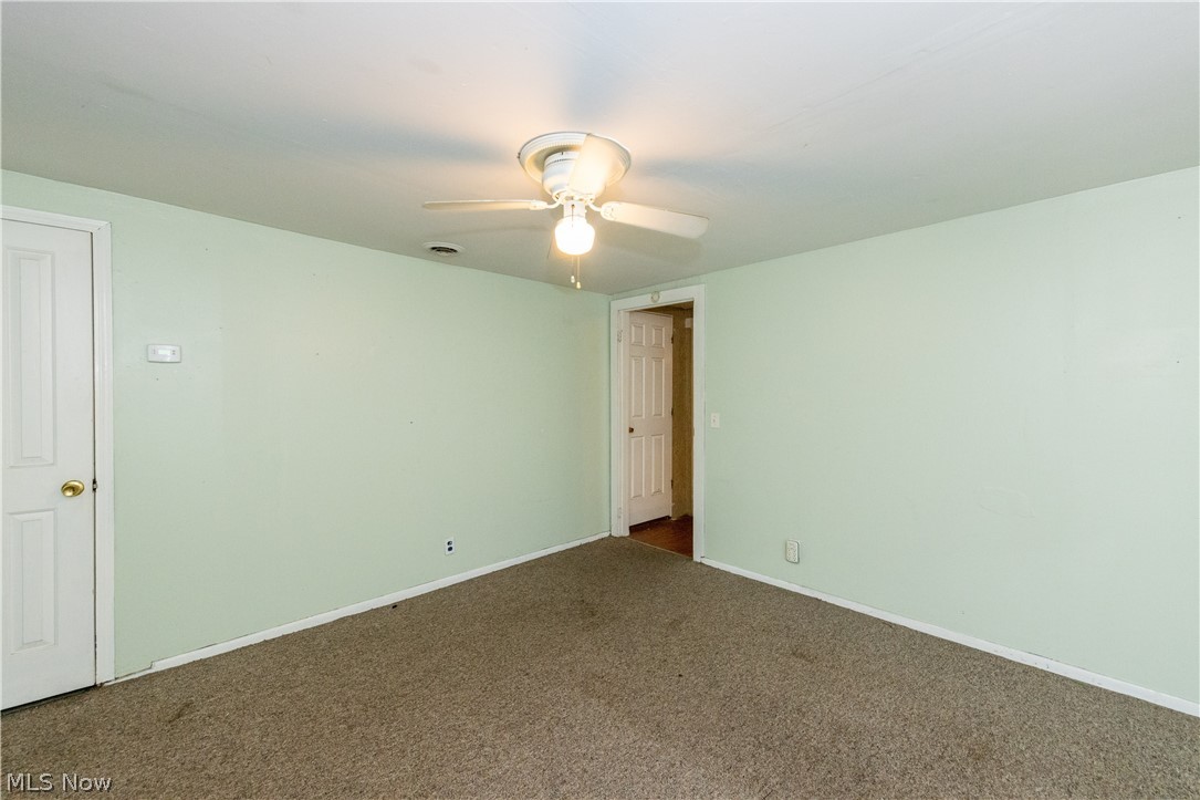 827 Starkweather Avenue Cleveland OH 44113