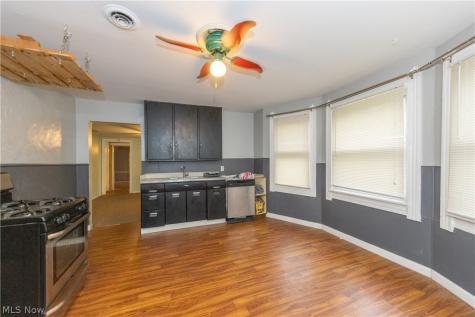 827 Starkweather Avenue Cleveland OH 44113