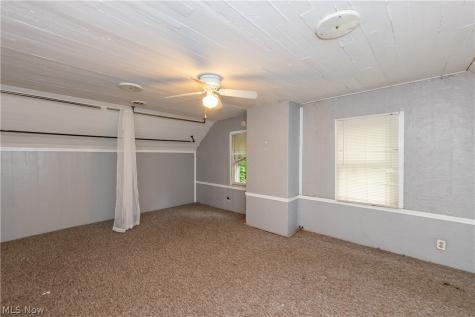 827 Starkweather Avenue Cleveland OH 44113