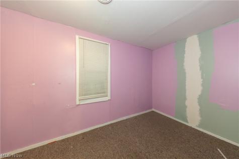 827 Starkweather Avenue Cleveland OH 44113