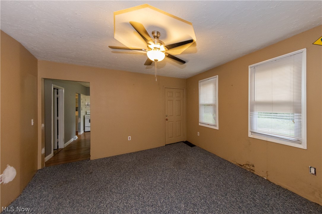 827 Starkweather Avenue Cleveland OH 44113