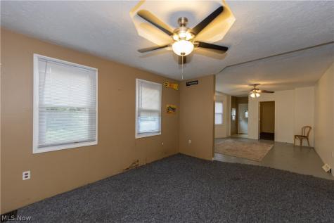 827 Starkweather Avenue Cleveland OH 44113