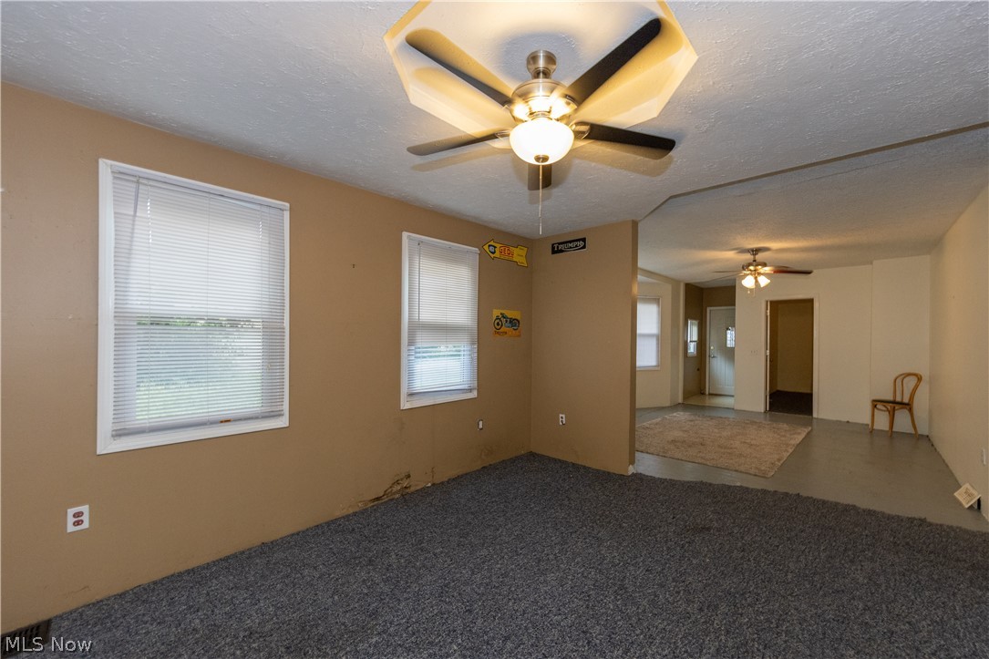 827 Starkweather Avenue Cleveland OH 44113