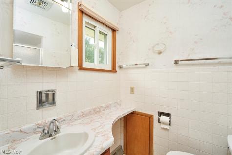 2620 Appletree Road Copley OH 44321
