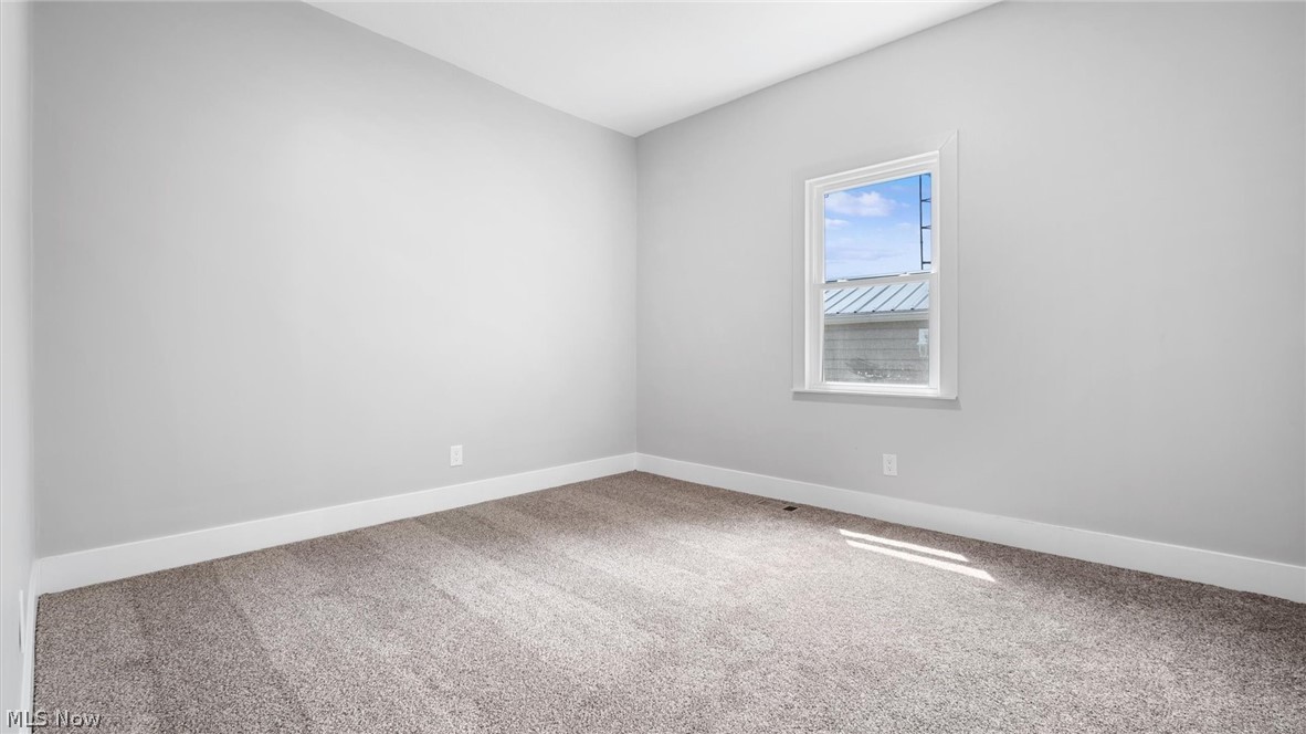 250 N Main Street Roseville OH 43777