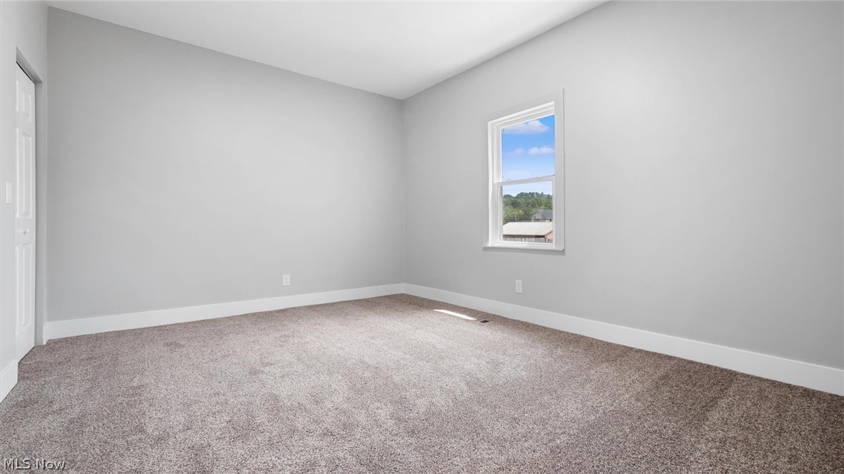 250 N Main Street Roseville OH 43777