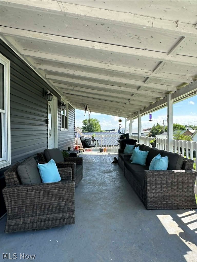 52788 Belmont Avenue Beallsville OH 43716