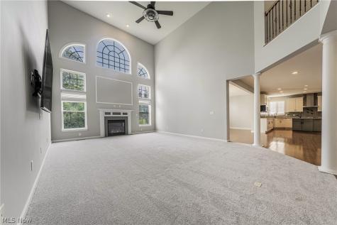 38691 Amberwood Drive Avon OH 44011