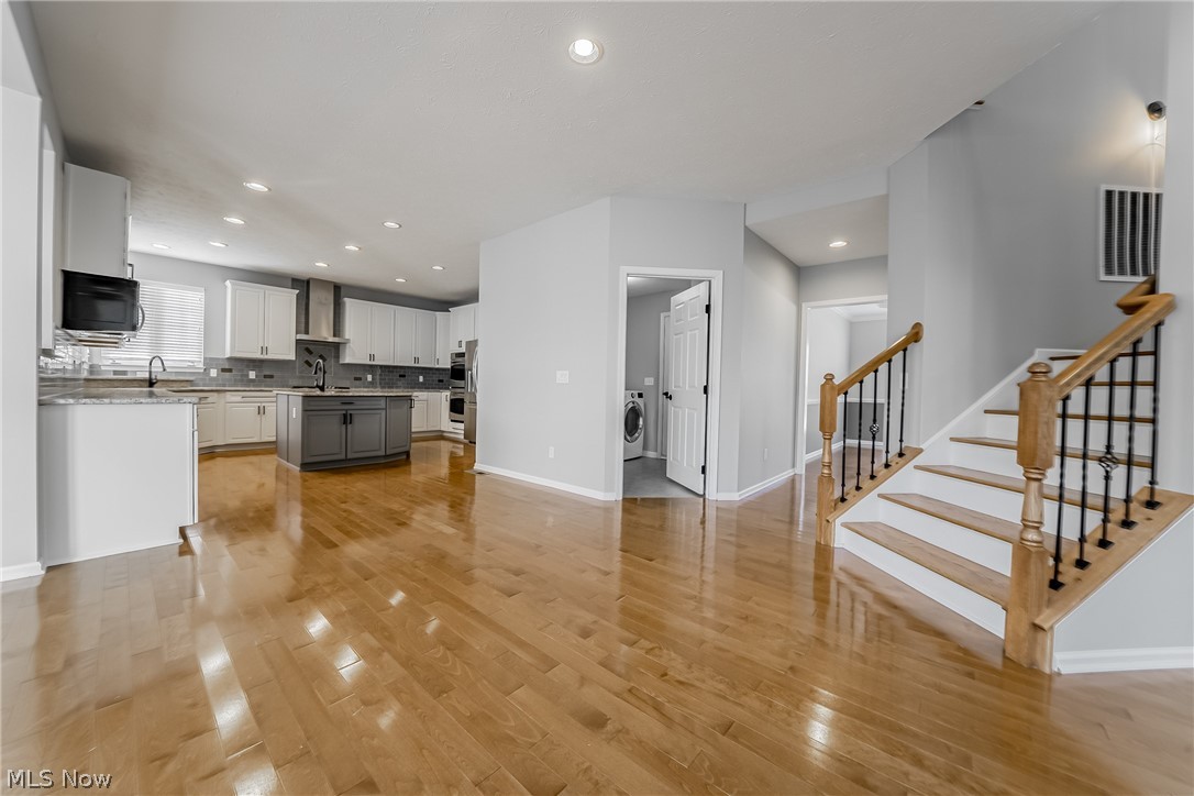 38691 Amberwood Drive Avon OH 44011