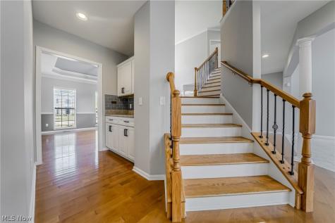38691 Amberwood Drive Avon OH 44011