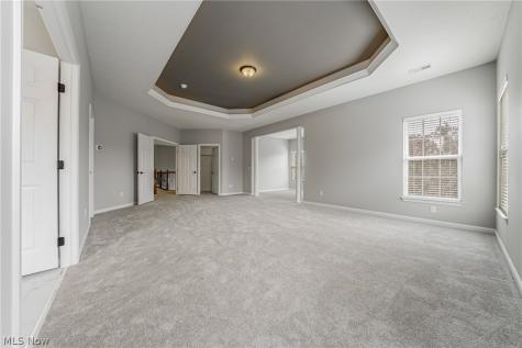 38691 Amberwood Drive Avon OH 44011