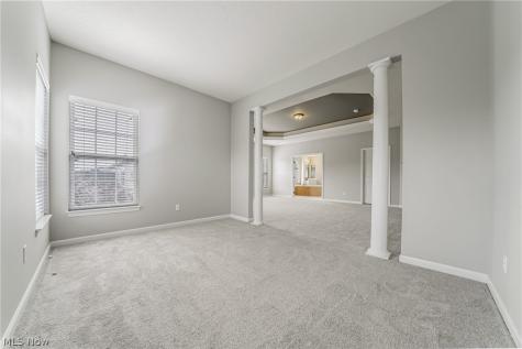 38691 Amberwood Drive Avon OH 44011