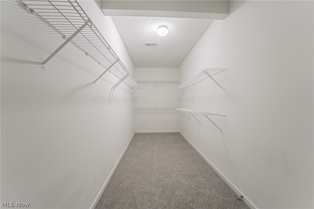 38691 Amberwood Drive Avon OH 44011