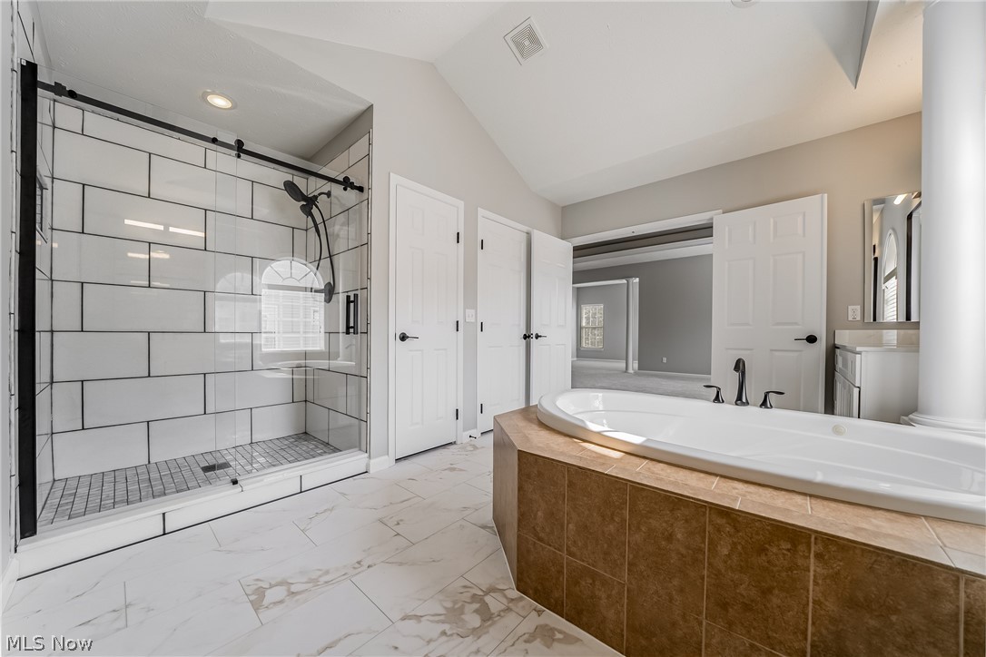 38691 Amberwood Drive Avon OH 44011