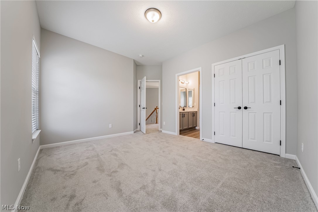 38691 Amberwood Drive Avon OH 44011