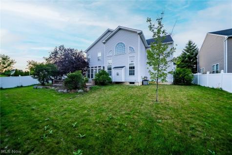 38691 Amberwood Drive Avon OH 44011