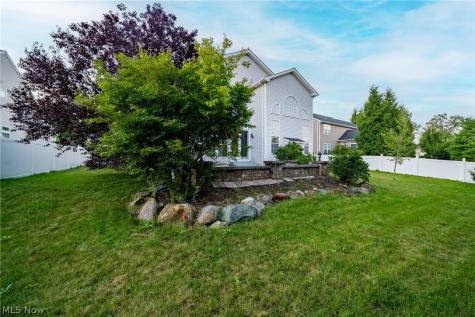 38691 Amberwood Drive Avon OH 44011