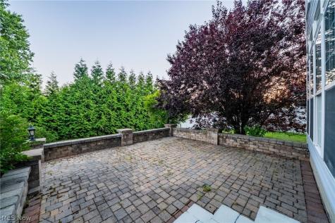 38691 Amberwood Drive Avon OH 44011