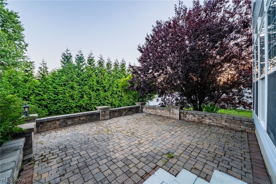 38691 Amberwood Drive Avon OH 44011
