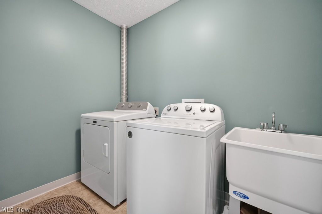 117 Carrington Court Elyria OH 44035