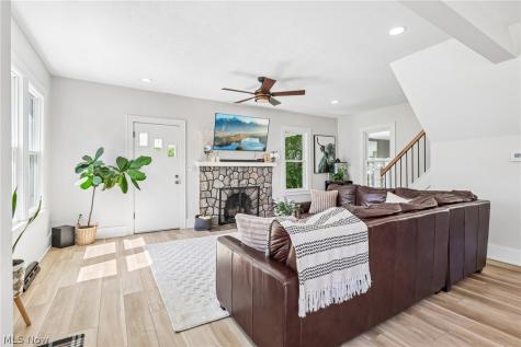 123 Durling Drive Wadsworth OH 44281
