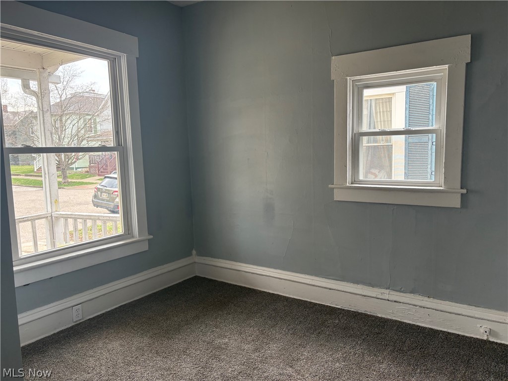 621 Creedmore Avenue Barberton OH 44203