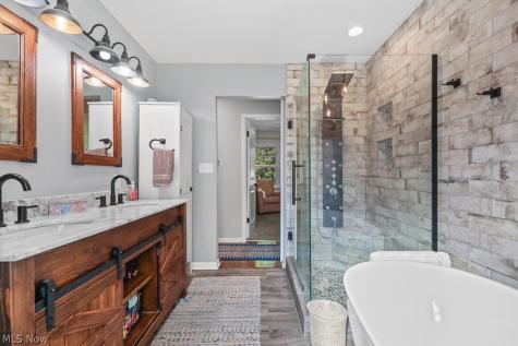 3792 Baird Road Stow OH 44224
