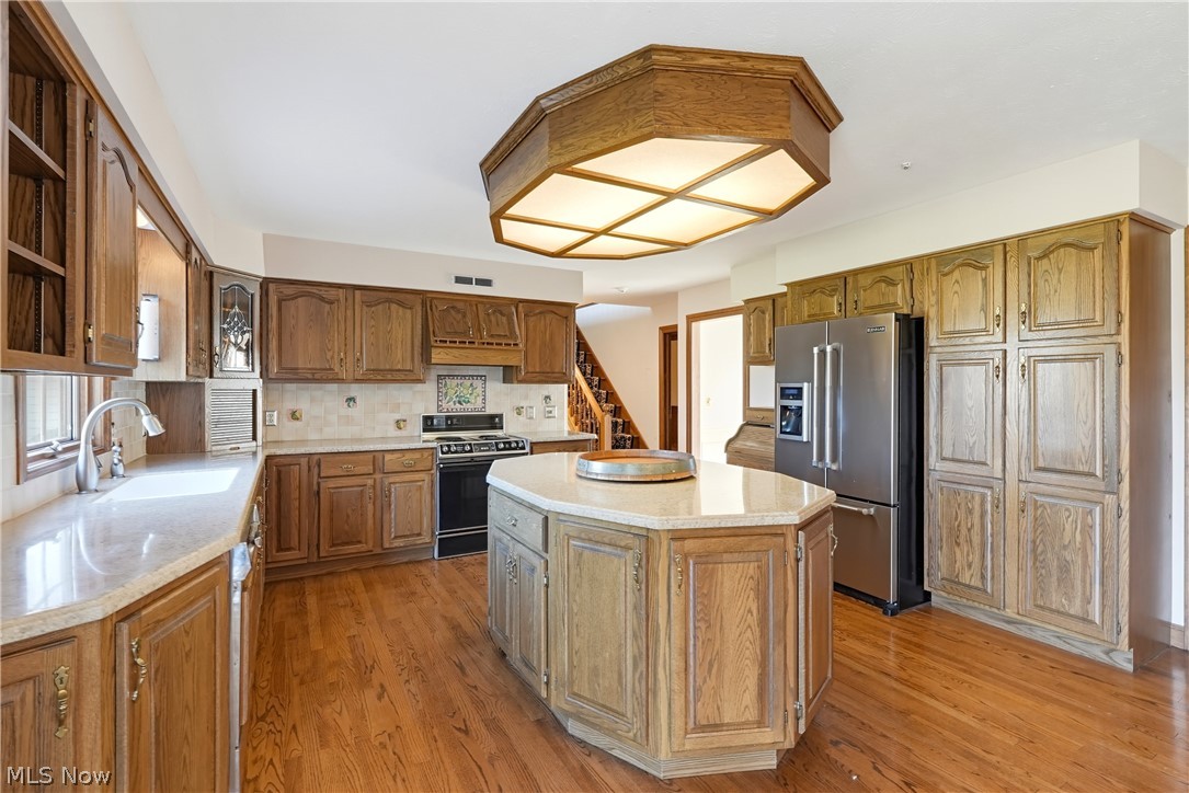 7850 Bainbridge Road Chagrin Falls OH 44023