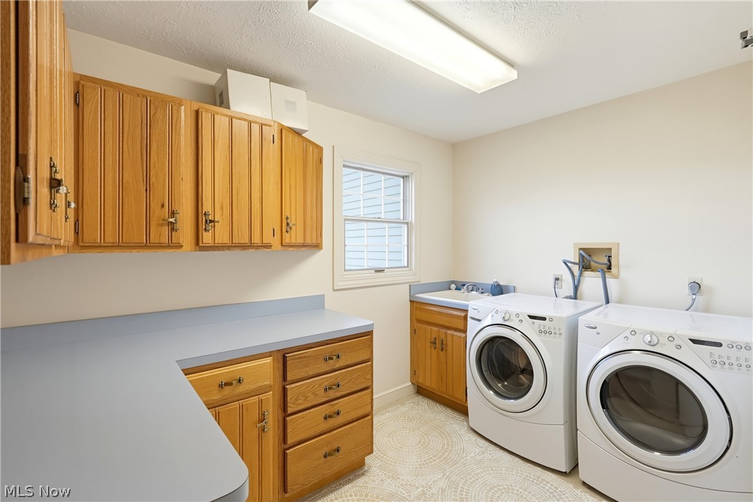 7850 Bainbridge Road Chagrin Falls OH 44023
