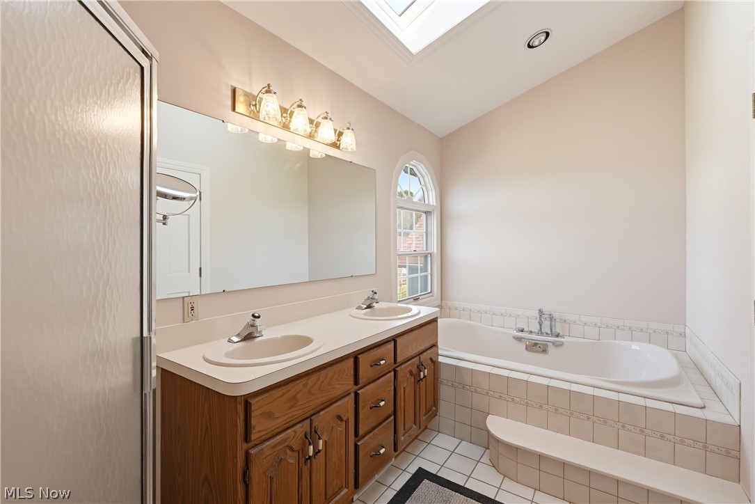 7850 Bainbridge Road Chagrin Falls OH 44023